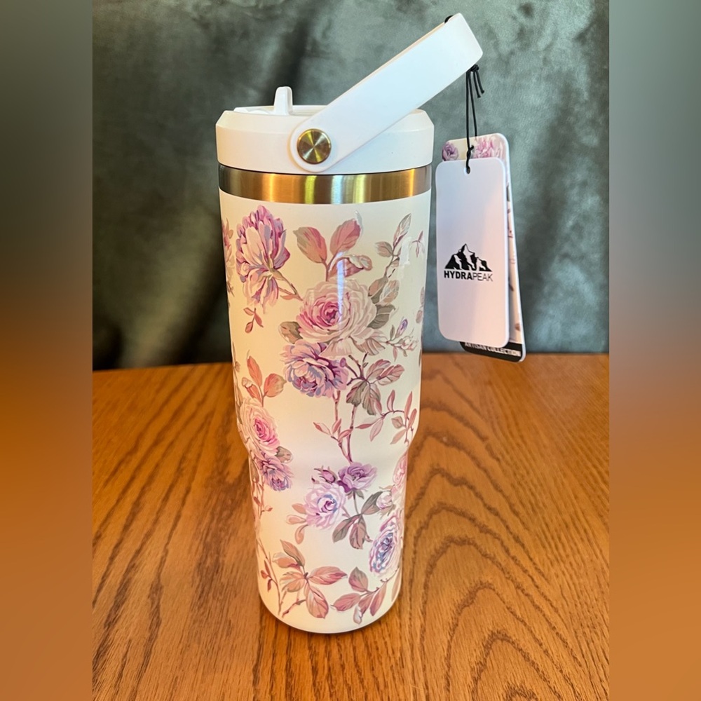 NWT Hydrapeak Artesian Collection Ivory w/Pink Roses 32oz Insulated Tumbler